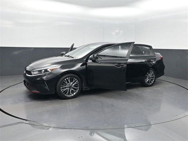 2022 Kia Forte GT-Line IVT - 22913802 - 33