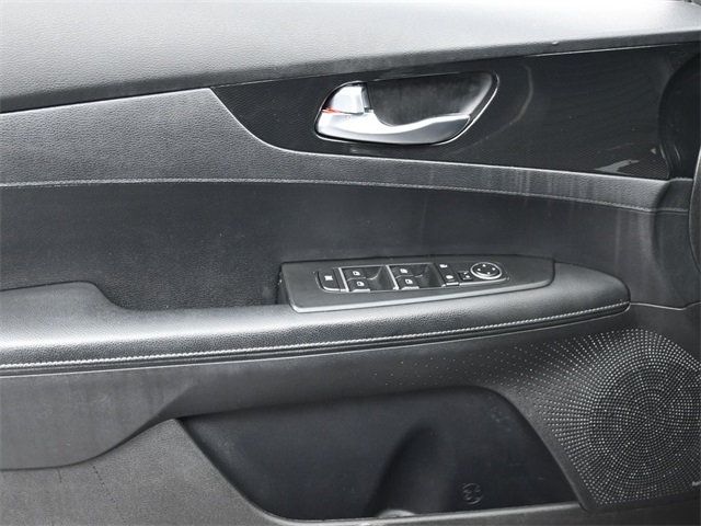 2022 Kia Forte GT-Line IVT - 22913802 - 7