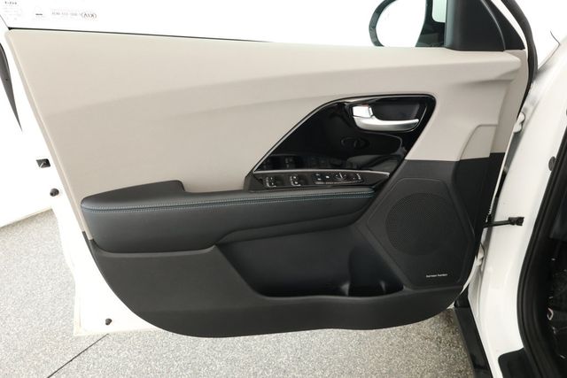2022 Kia Niro EX Premium - 22927599 - 8