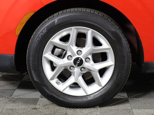 2022 Kia Soul LX IVT - 22922914 - 17