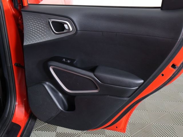 2022 Kia Soul LX IVT - 22922914 - 21