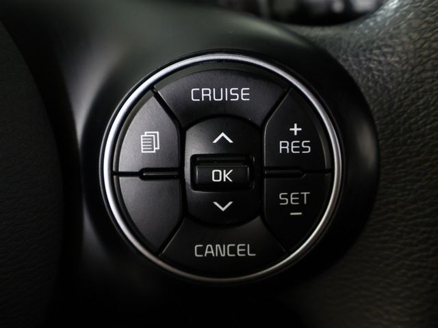 2022 Kia Soul LX IVT - 22922914 - 35