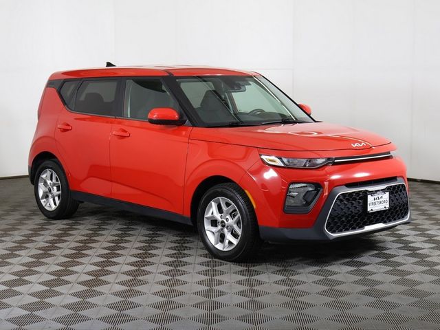 2022 Kia Soul LX IVT - 22922914 - 44
