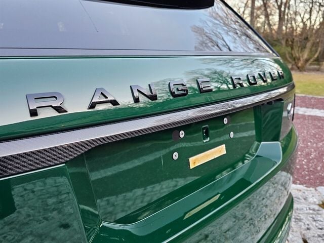 2022 Land Rover Range Rover Sport V8 Supercharged SVR - 22012304 - 26