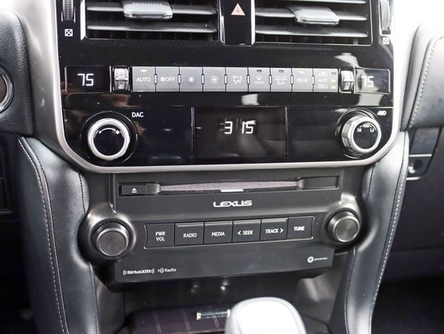 2022 Lexus GX GX 460 Premium 4WD - 22935432 - 17
