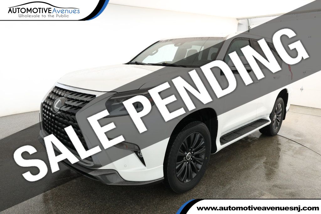 2022 Lexus GX GX 460 Premium 4WD with Plus Sport Design Pkg & Captain's Chairs - 22930937 | Video 1