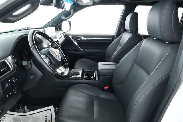 2022 Lexus GX GX 460 Premium 4WD with Plus Sport Design Pkg & Captain's Chairs - 22930937 - 19