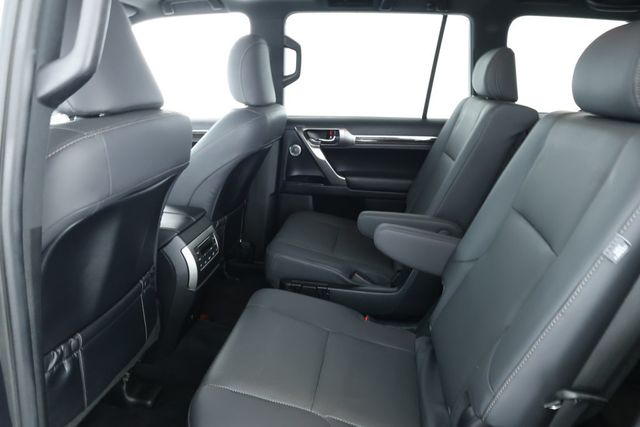2022 Lexus GX GX 460 Premium 4WD with Plus Sport Design Pkg & Captain's Chairs - 22930937 - 20