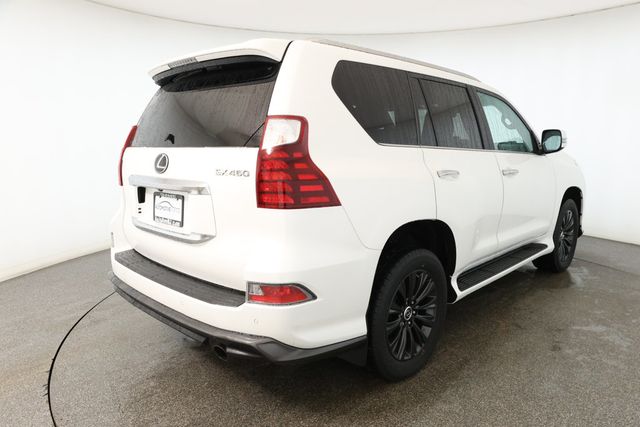 2022 Lexus GX GX 460 Premium 4WD with Plus Sport Design Pkg & Captain's Chairs - 22930937 - 3