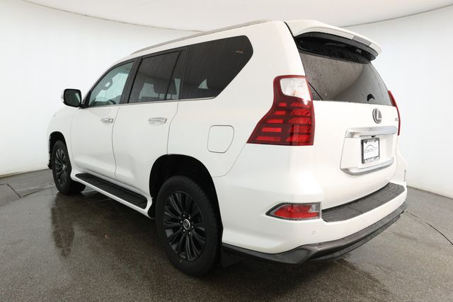 2022 Lexus GX GX 460 Premium 4WD with Plus Sport Design Pkg & Captain's Chairs - 22930937 - 5