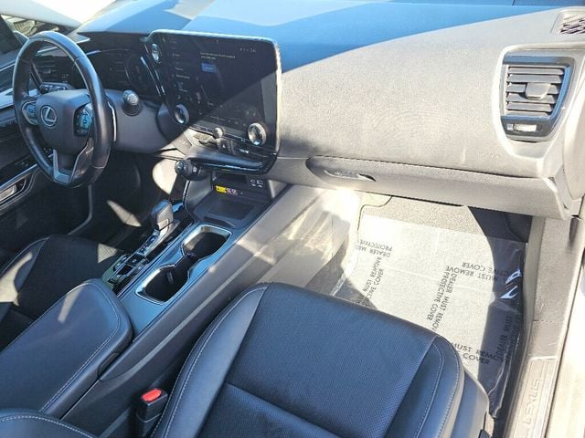 2022 Lexus NX NX 350h Premium AWD - 22929556 - 10