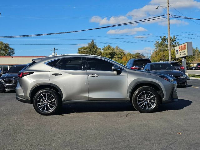 2022 Lexus NX NX 350h Premium AWD - 22929556 - 17