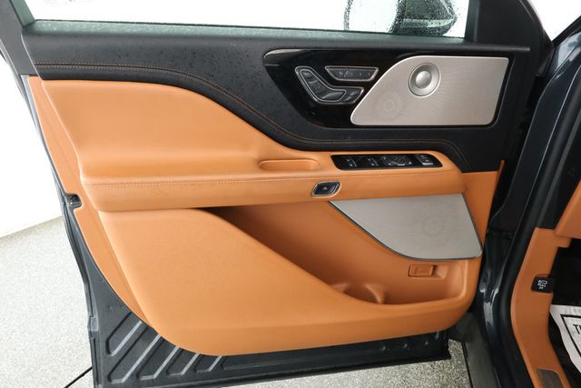 2022 Lincoln Aviator Black Label Grand Touring AWD (PHEV) - 22930925 - 8