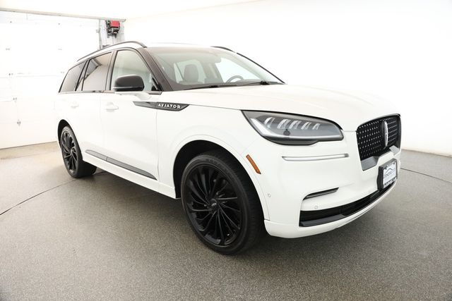 2022 Lincoln Aviator Reserve AWD with Equipment Group 201A & Jet Package - 22926110 - 2