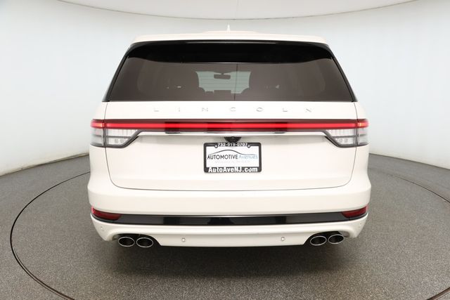 2022 Lincoln Aviator Reserve AWD with Equipment Group 201A & Jet Package - 22926110 - 4