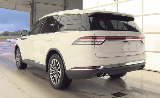 2022 Lincoln Aviator Standard AWD - 22933674 - 3