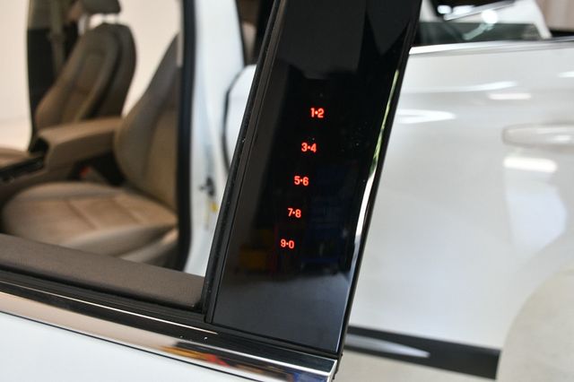 2022 Lincoln Corsair Reserve FWD - 22911871 - 17