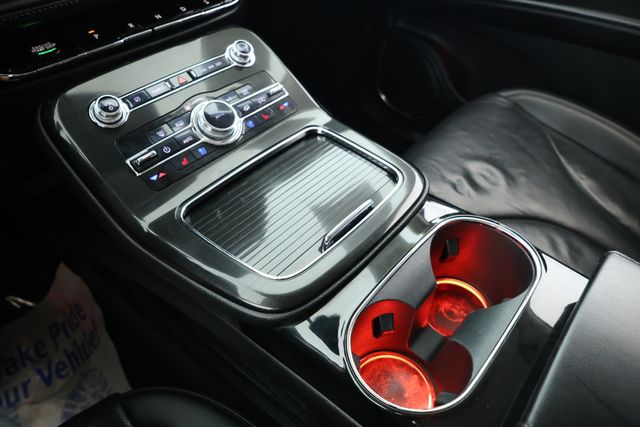 2022 Lincoln Nautilus Reserve AWD with Co-Pilot360 1.0 Plus Package & 20in Wheels - 22922135 - 13