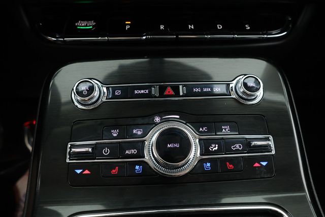 2022 Lincoln Nautilus Reserve AWD with Co-Pilot360 1.0 Plus Package & 20in Wheels - 22922135 - 14