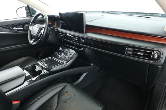 2022 Lincoln Nautilus Reserve AWD with Co-Pilot360 1.0 Plus Package & 20in Wheels - 22922135 - 23