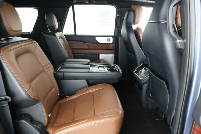 2022 Lincoln Navigator L Reserve 4x4 with Equipment 201A & Electronic Traction Assist - 22929968 - 21