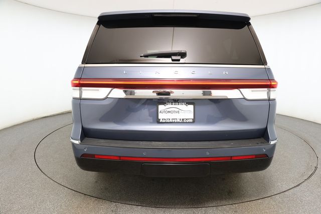 2022 Lincoln Navigator L Reserve 4x4 with Equipment 201A & Electronic Traction Assist - 22929968 - 4