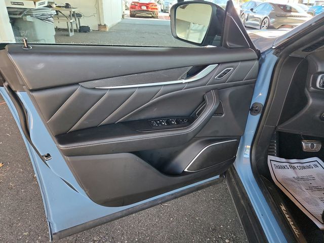 2022 Maserati Levante Modena S 3.8L with 22'' Wheels & Full Nature Drilled Leather - 22934668 - 21