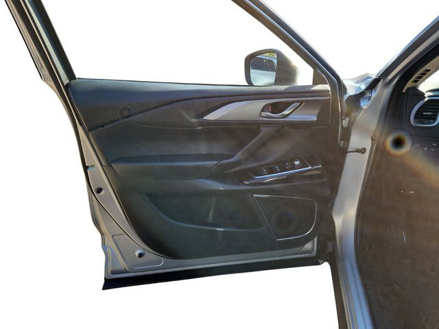 2022 Mazda CX-9 Touring AWD with Premium Package & 2nd Row Captain's Chairs - 22934613 - 9