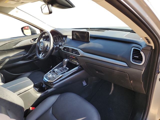 2022 Mazda CX-9 Touring AWD with Premium Package & 2nd Row Captain's Chairs - 22934613 - 17
