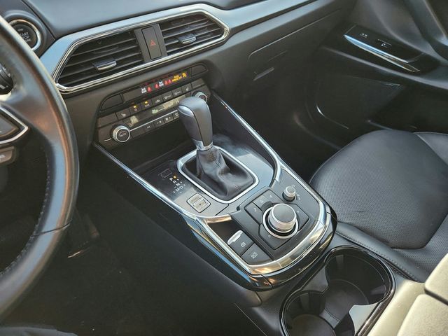 2022 Mazda CX-9 Touring AWD with Premium Package & 2nd Row Captain's Chairs - 22934613 - 18