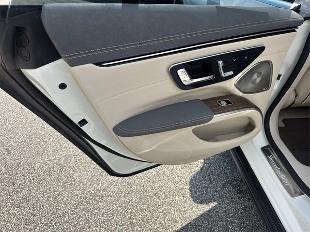 2022 Mercedes-Benz EQS EQS 580 4MATIC Sedan - 22910775 - 20