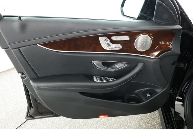 2022 Mercedes-Benz E-Class E 350 4MATIC Sedan with Premium Package Lite & Driver Assistance - 22931964 - 8