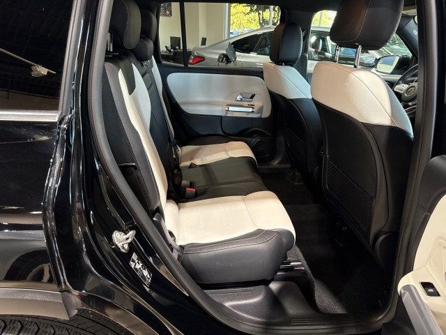 2022 Mercedes-Benz GLB GLB 250 4MATIC SUV - 22931342 - 23