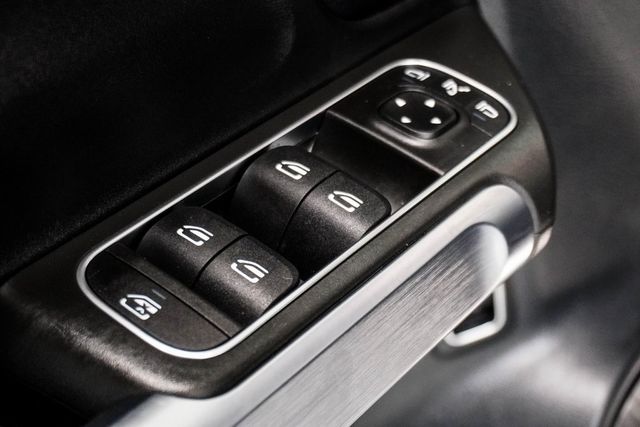 2022 Mercedes-Benz GLB GLB 250 SUV - 22703890 - 38