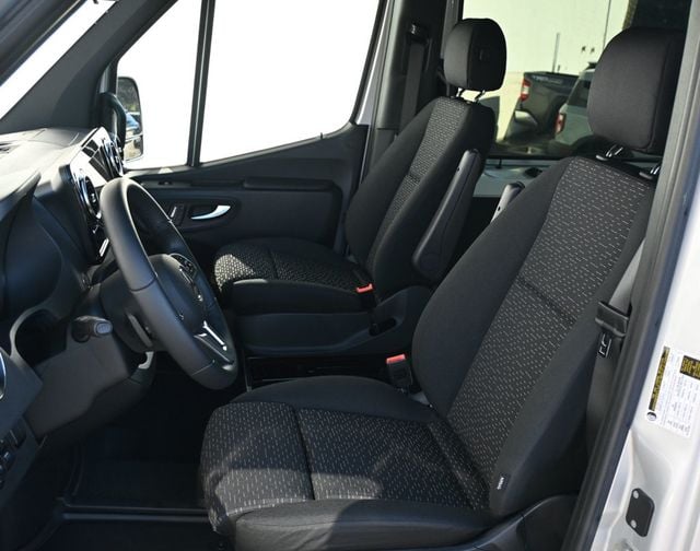 2022 Mercedes-Benz Sprinter Cargo Van 2500 V6 4WD  - 22939548 - 12