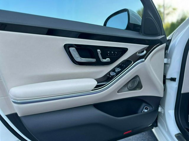 2022 Mercedes-Benz S-Class S 500 4MATIC Sedan - 22890461 - 11