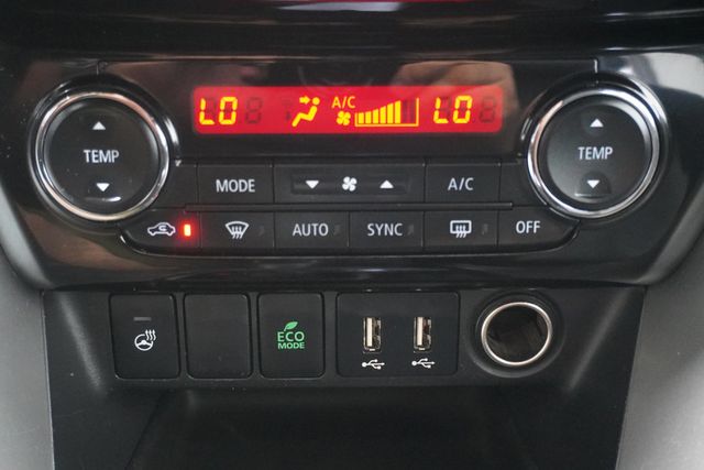 2022 Mitsubishi Eclipse Cross SEL FWD - 22913553 - 19