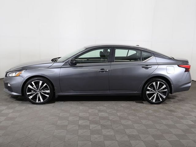 2022 Nissan Altima 2.5 SR AWD Sedan - 22897970 - 13