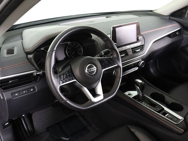 2022 Nissan Altima 2.5 SR AWD Sedan - 22897970 - 21