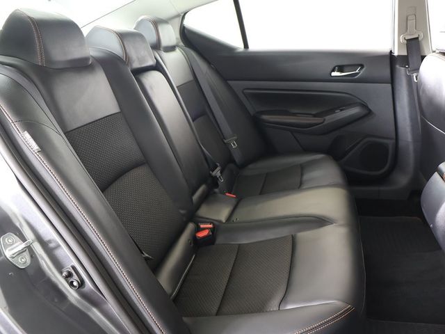 2022 Nissan Altima 2.5 SR AWD Sedan - 22897970 - 27