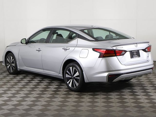 2022 Nissan Altima 2.5 SV AWD Sedan - 22918124 - 5