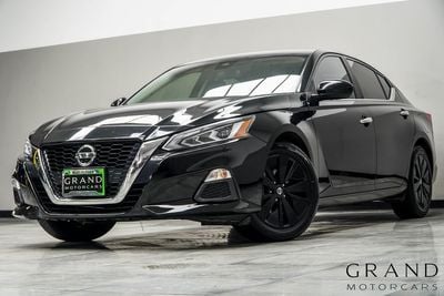 2022 Nissan Altima SV