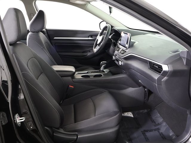 2022 Nissan Altima 2.5 SV Sedan - 22925610 - 25