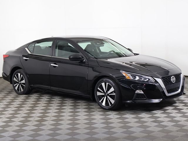 2022 Nissan Altima 2.5 SV Sedan - 22925610 - 45