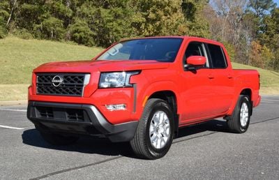 Nissan Frontier's photo