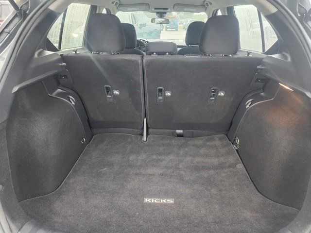 2022 Nissan Kicks SV FWD - 22936932 - 12