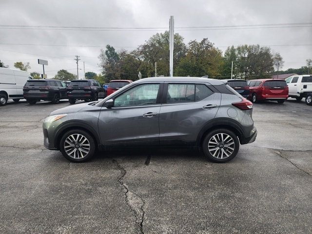 2022 Nissan Kicks SV FWD - 22936932 - 4