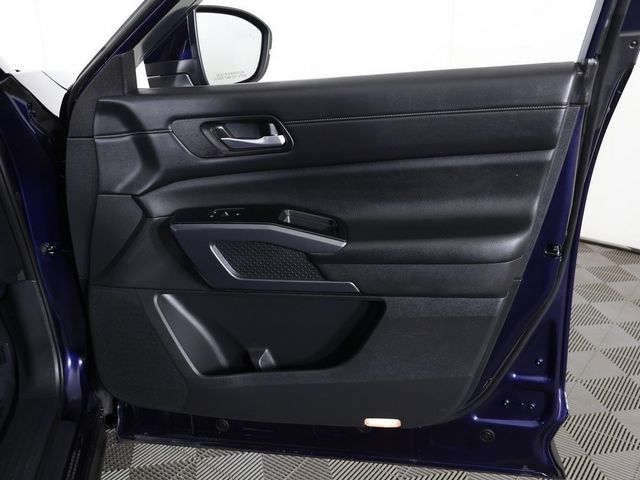 2022 Nissan Pathfinder SL 4WD - 22928415 - 24