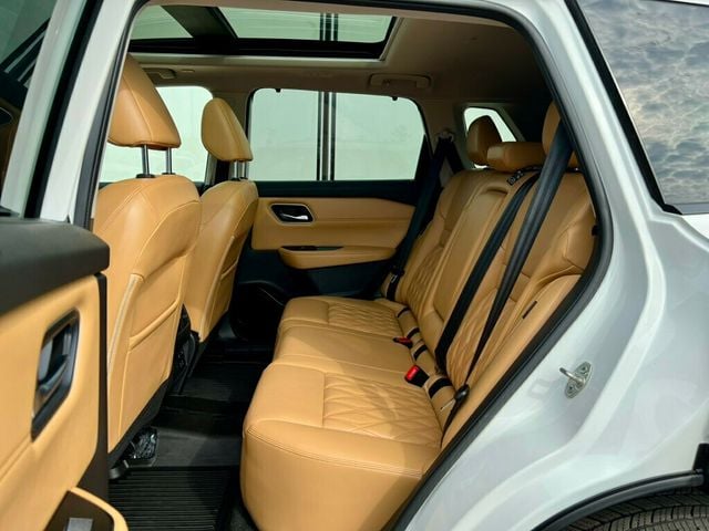 2022 Nissan Rogue AWD Platinum - 22887965 - 16