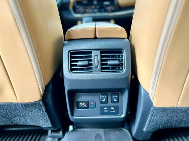 2022 Nissan Rogue AWD Platinum - 22887965 - 17